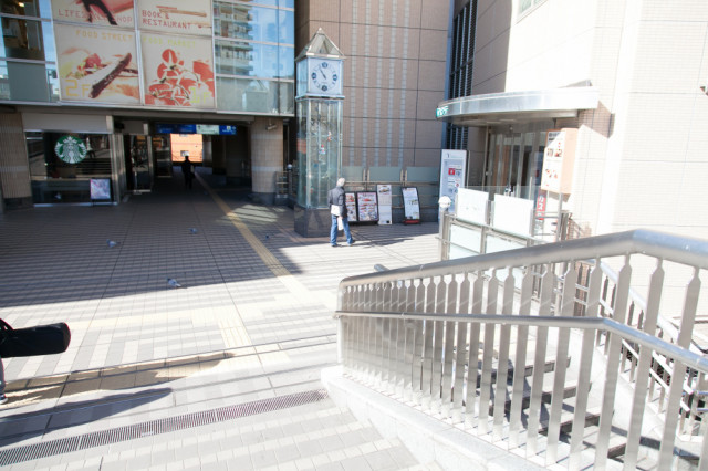 地上へ下ります